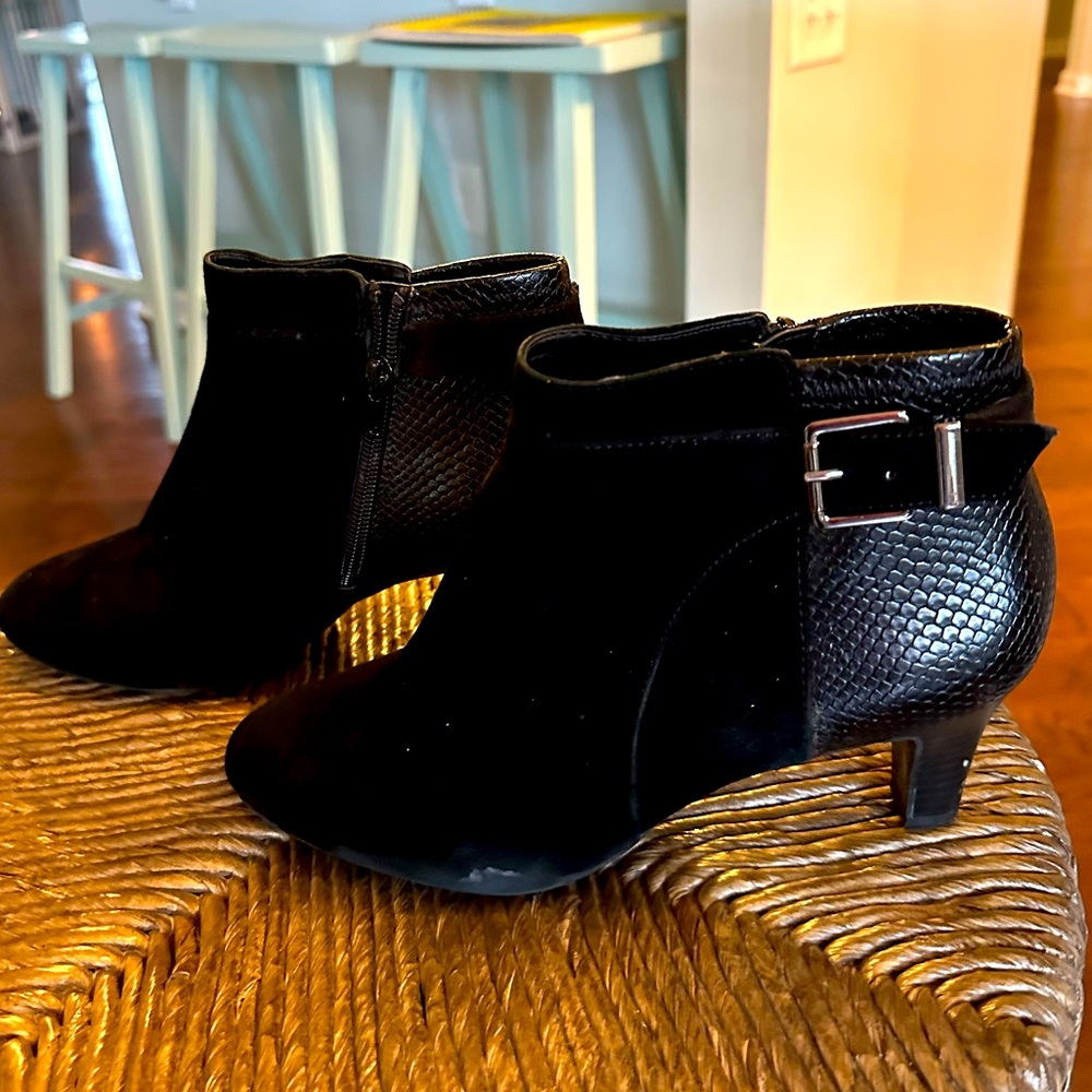 Alfani Step Flex leather and suede boots size 8 W